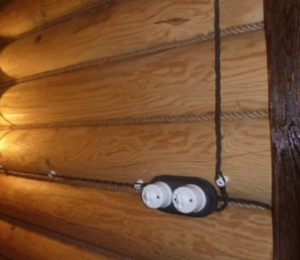 Как правильно просчитать электромонтаж в деревянном доме и не ошибиться